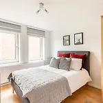 Double Bedroom At Kings Cross